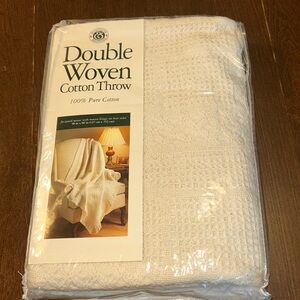 Double Woven Cotton ivory throw by WINDSOR & BROWNE. NWOT